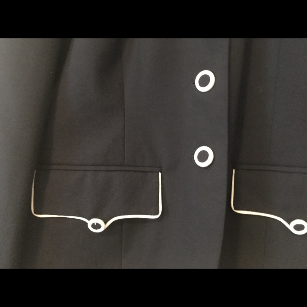 Jacket - Picture 2 of 5